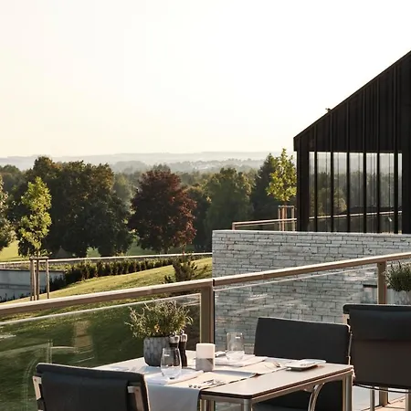 ホテル Der Oeschberghof - Golf-resort Des Jahres 5*