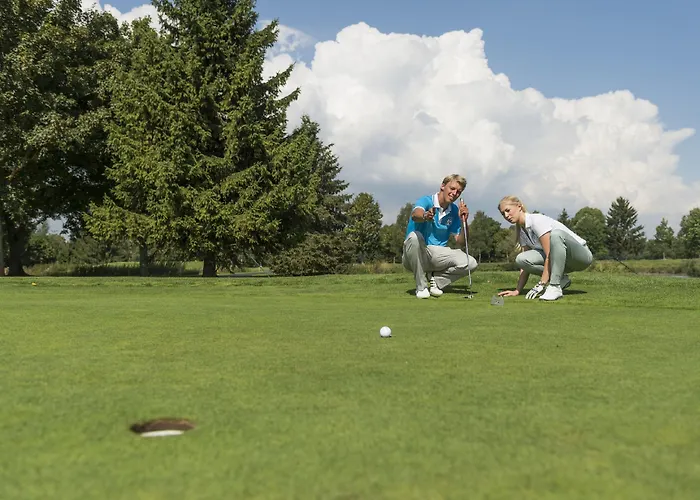 Hotel Der Oeschberghof - Golf-resort Des Jahres Donaueschingen